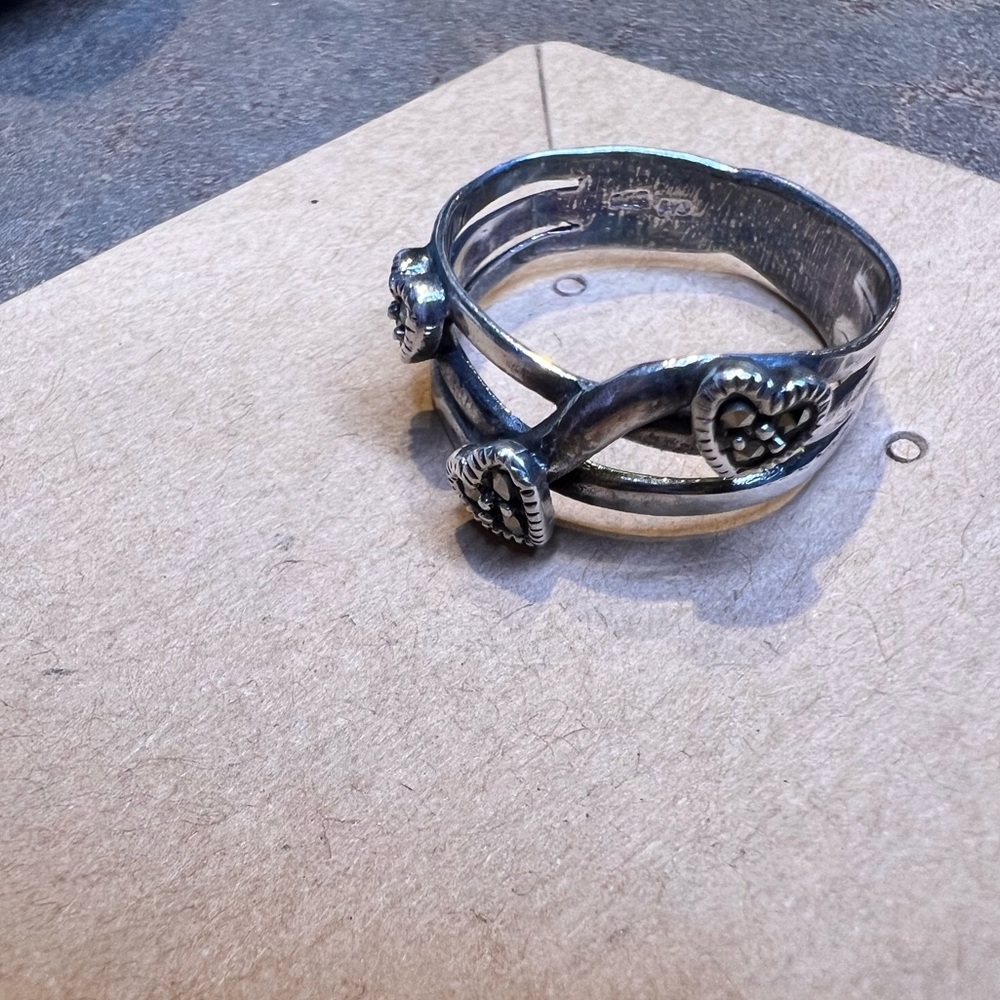 Heart ring - Picture 3 of 4